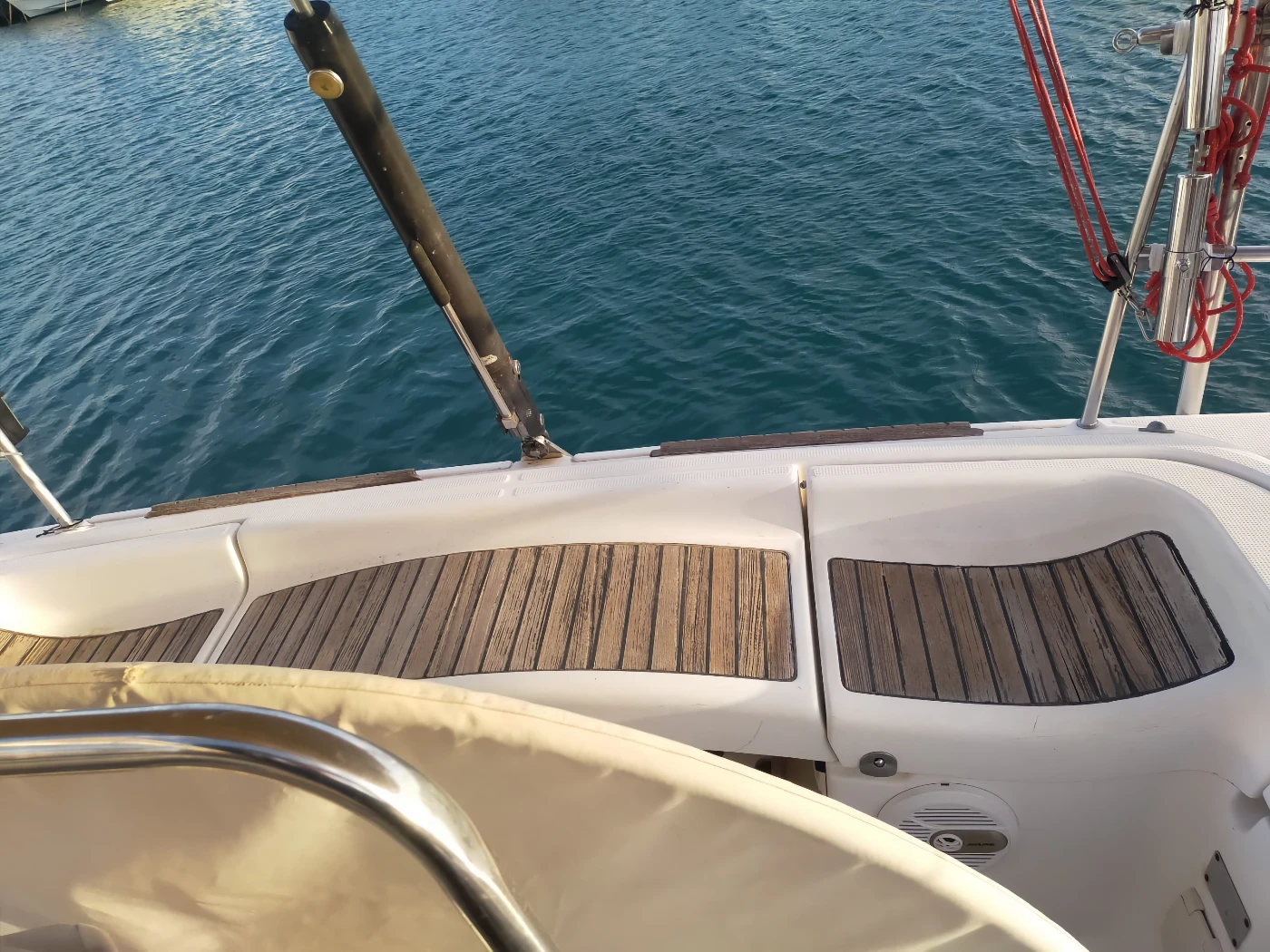 Beneteau First 47.7 (interior)